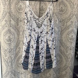 Gimmicks floral blouse